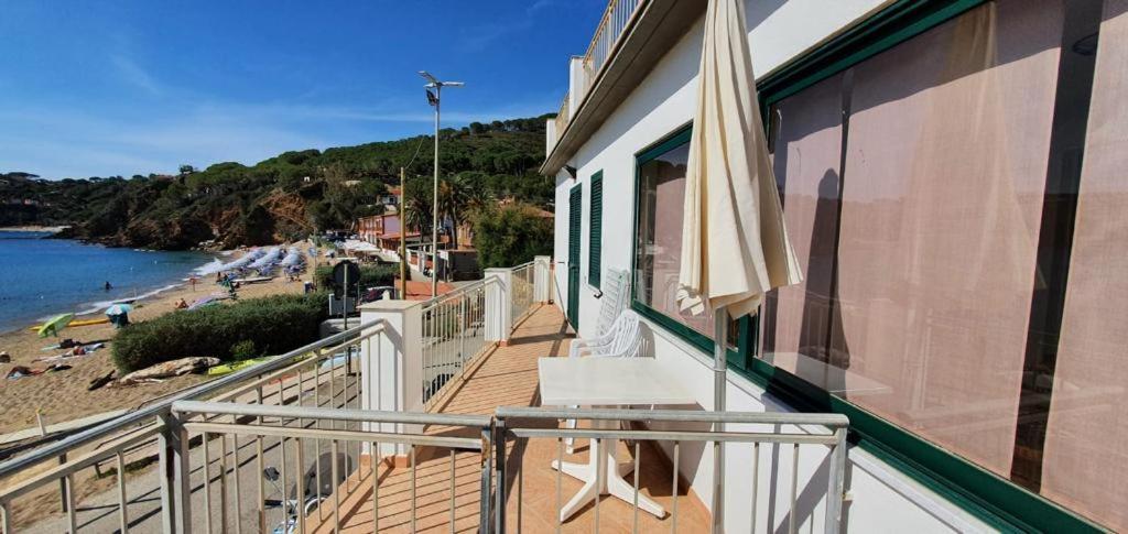 Appartamenti Villa Miramare Capoliveri  Extérieur photo
