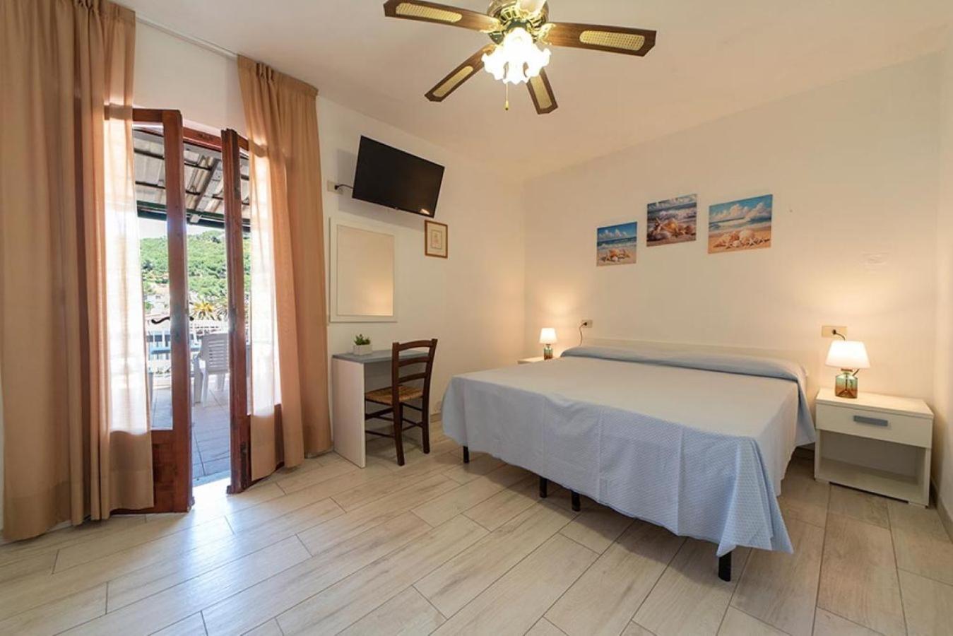Appartamenti Villa Miramare Capoliveri  Extérieur photo
